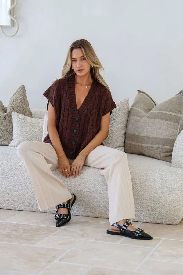 EMBARGO BUTTON VEST